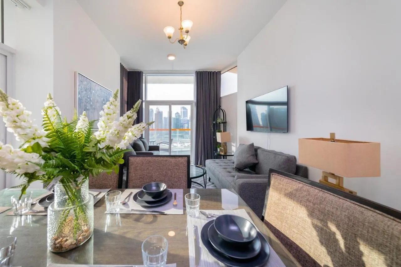 Millennium Binghatti, Business Bay - Mint Stay Dubaj 0*,